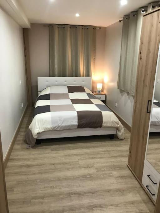 Paisible Logement Tout Equipe Pour 1 A 6 Personnes Ebersheim Exterior photo